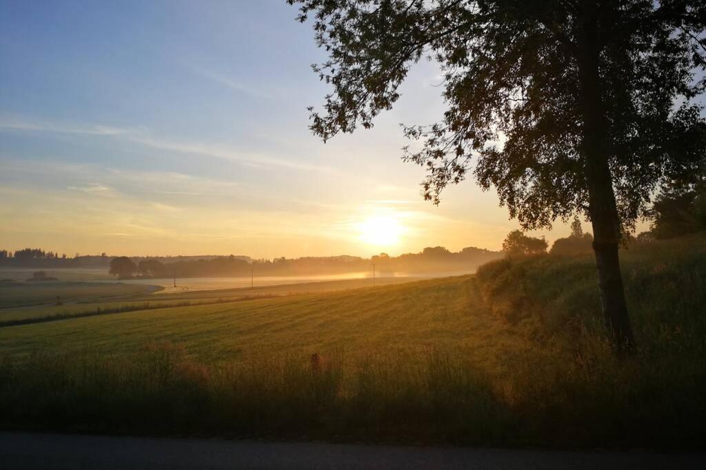 Charmantes Ferienhaeuschen Zwischen Muenchen Und Augsburg Ried  Exterior foto